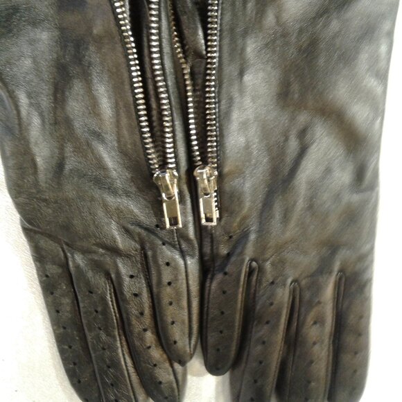 New! Cache Black Soft Leather Gloves with Gold Zipper - Picture 4 of 10